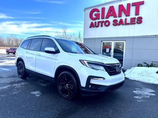 2021 Honda Pilot Black Edition AWD