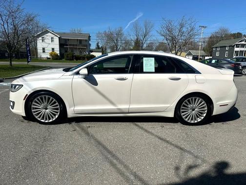2017 Lincoln MKZ Hybrid Reserve