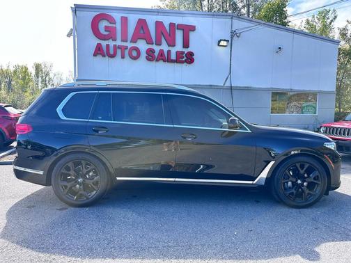 2020 BMW X7 xDrive40i
