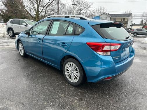 2018 Subaru Impreza 2.0i Premium