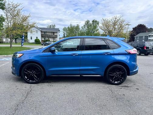 Blue 2019 Ford Edge ST