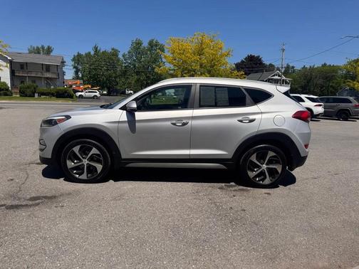 Silver 2017 Hyundai TUCSON Sport