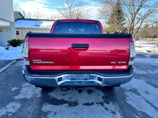 2015 Toyota Tacoma Base