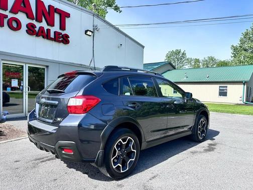 Gray 2013 Subaru XV Crosstrek 2.0i Limited