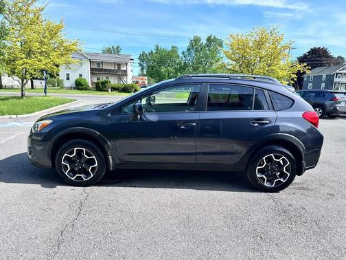 Gray 2013 Subaru XV Crosstrek 2.0i Limited