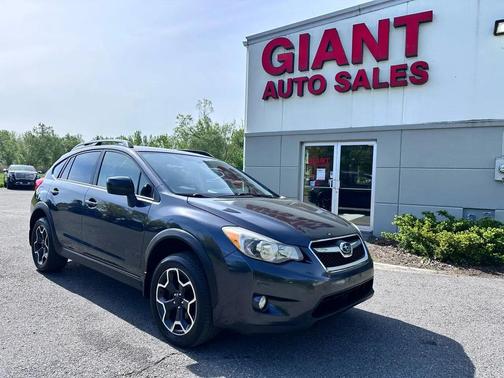 Gray 2013 Subaru XV Crosstrek 2.0i Limited