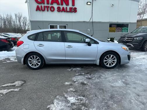 2014 Subaru Impreza 2.0i Premium