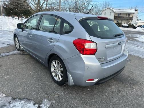 2014 Subaru Impreza 2.0i Premium