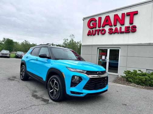 Blue 2022 Chevrolet Trailblazer RS
