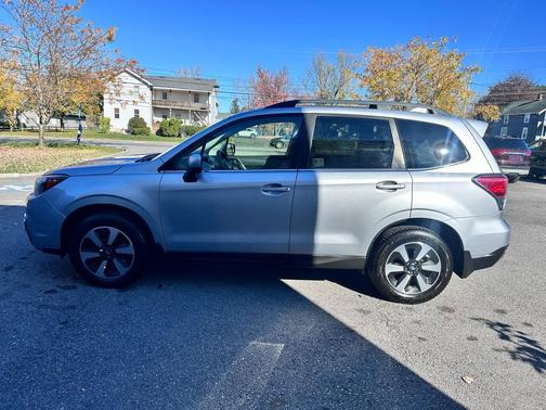 2017 Subaru Forester 2.5i Limited