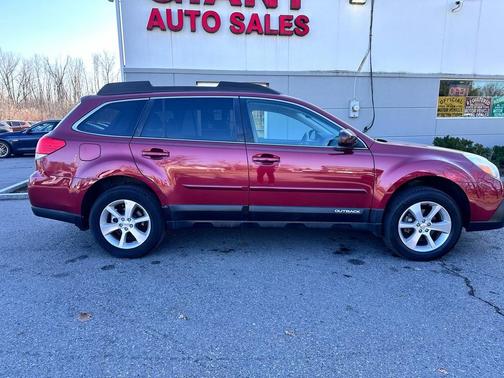 2014 Subaru Outback 2.5i Limited