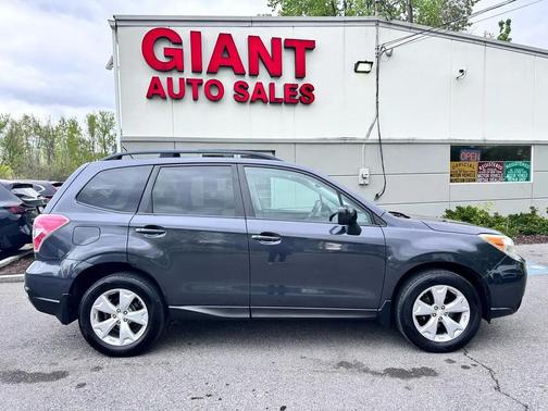Dark Grey Metallic 2015 Subaru Forester 2.5i Premium