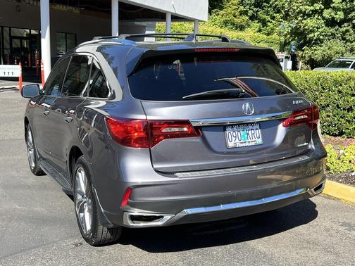 2017 Acura MDX 3.5L w/Technology Package