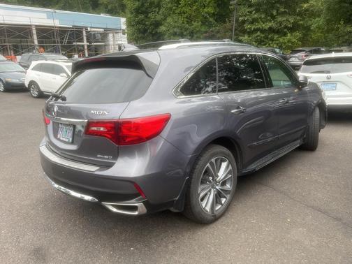 2017 Acura MDX 3.5L w/Technology Package