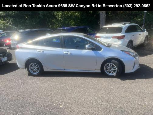 2016 Toyota Prius Two