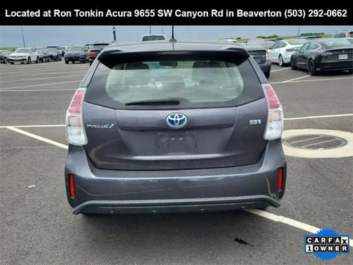 2015 Toyota Prius v Four