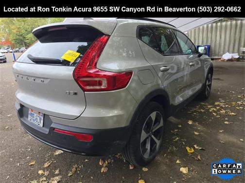 2024 Volvo XC40 B5 Core