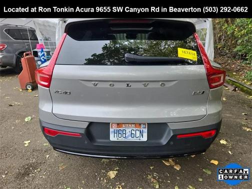 2024 Volvo XC40 B5 Core