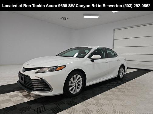 2022 Toyota Camry LE