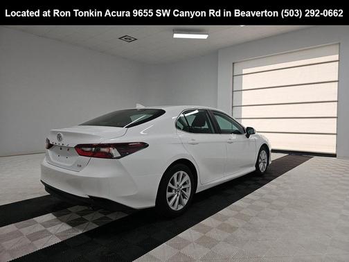 2022 Toyota Camry LE