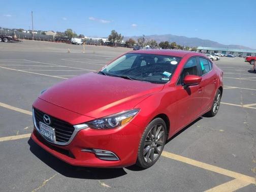 2018 Mazda Mazda3 Touring