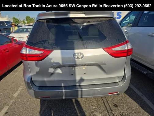 2015 Toyota Sienna XLE
