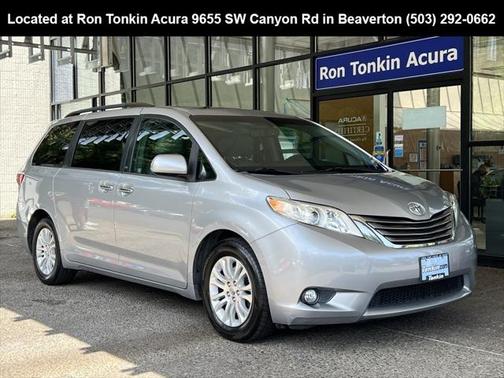 2015 Toyota Sienna XLE