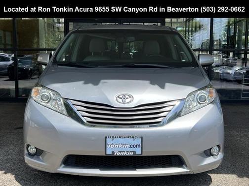 2015 Toyota Sienna XLE