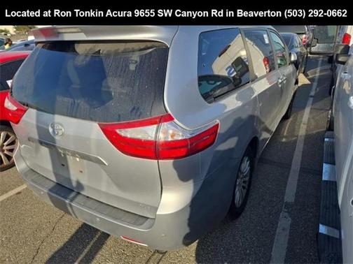 2015 Toyota Sienna XLE