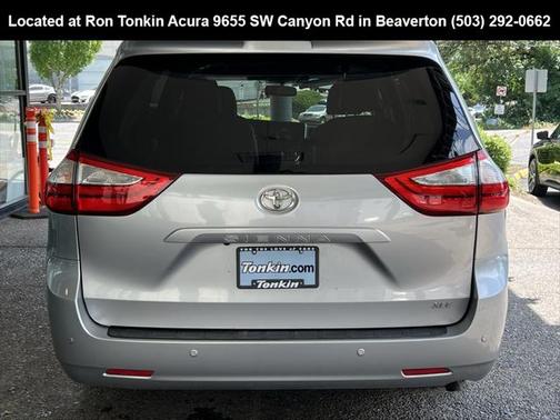 2015 Toyota Sienna XLE