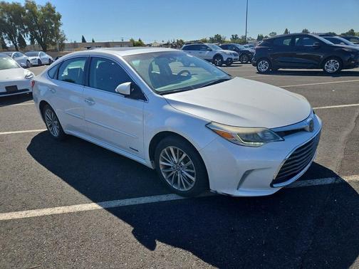 2016 Toyota Avalon Hybrid Limited