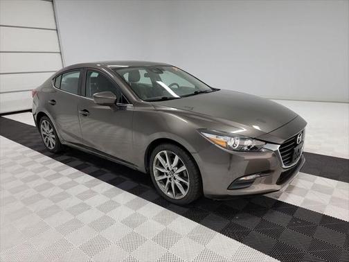 2018 Mazda Mazda3 Touring