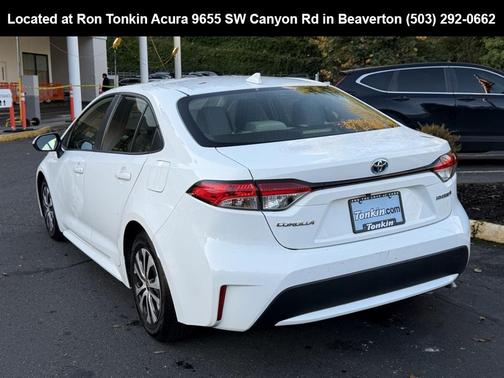 2022 Toyota Corolla Hybrid LE