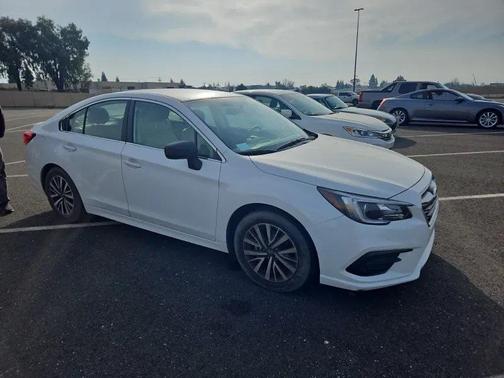 2018 Subaru Legacy Base