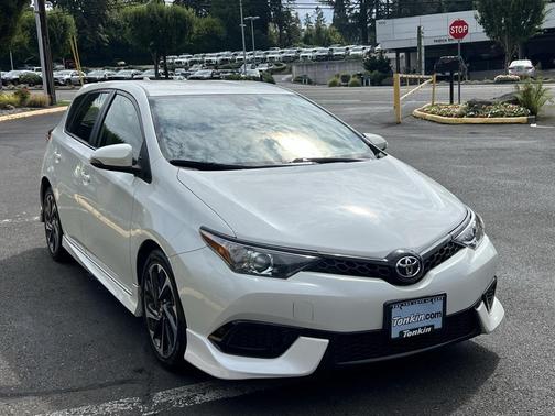 2017 Toyota Corolla iM Base