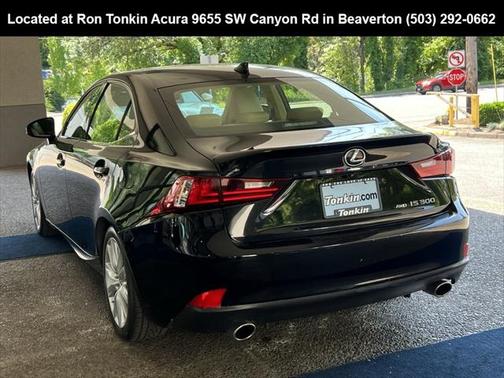2016 Lexus IS 300 Base