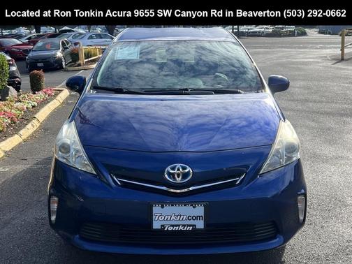 2014 Toyota Prius v Three