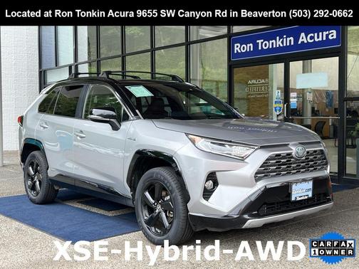 2019 Toyota RAV4 Hybrid SE