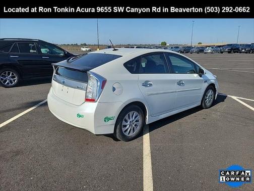 2014 Toyota Prius Plug-in Advanced