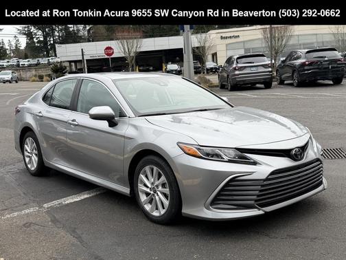 2022 Toyota Camry LE