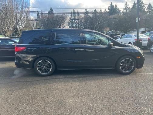 2021 Honda Odyssey Elite