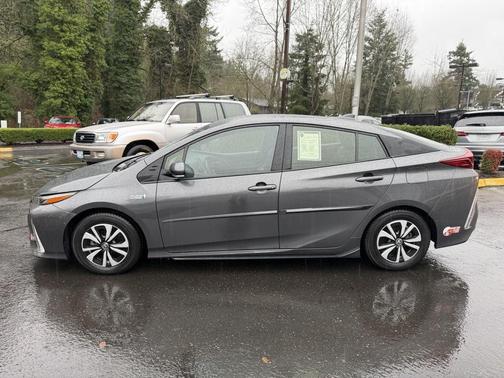 2017 Toyota Prius Prime Advanced