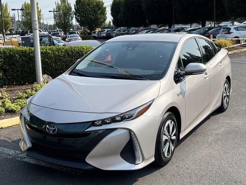 2019 Toyota Prius Prime Plus