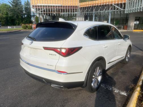 2023 Acura MDX Standard