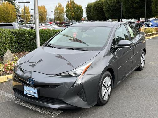 2017 Toyota Prius Four