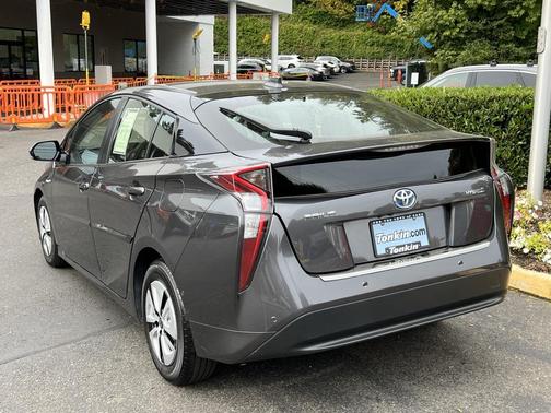 2017 Toyota Prius Four