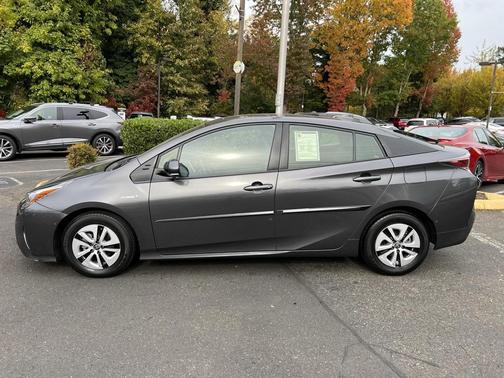 2017 Toyota Prius Four