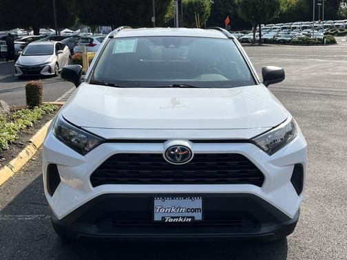 2021 Toyota RAV4 Hybrid LE
