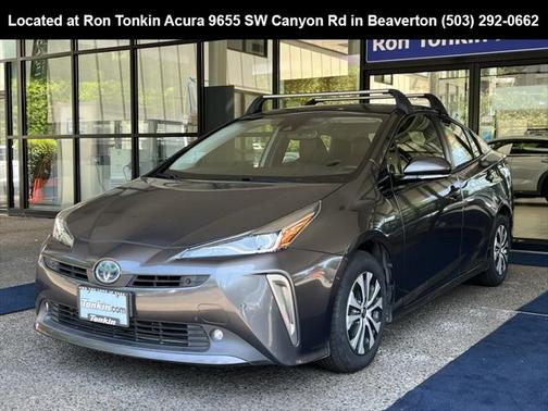 2019 Toyota Prius XLE