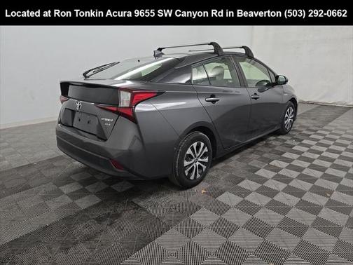 2019 Toyota Prius XLE